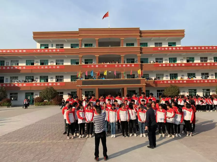 毕业季 | 记寿县大光中学2019届毕业合影拍摄 - 六安四海人力资源有限